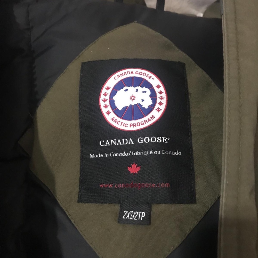 Canada Goose - Picture 3 of 3